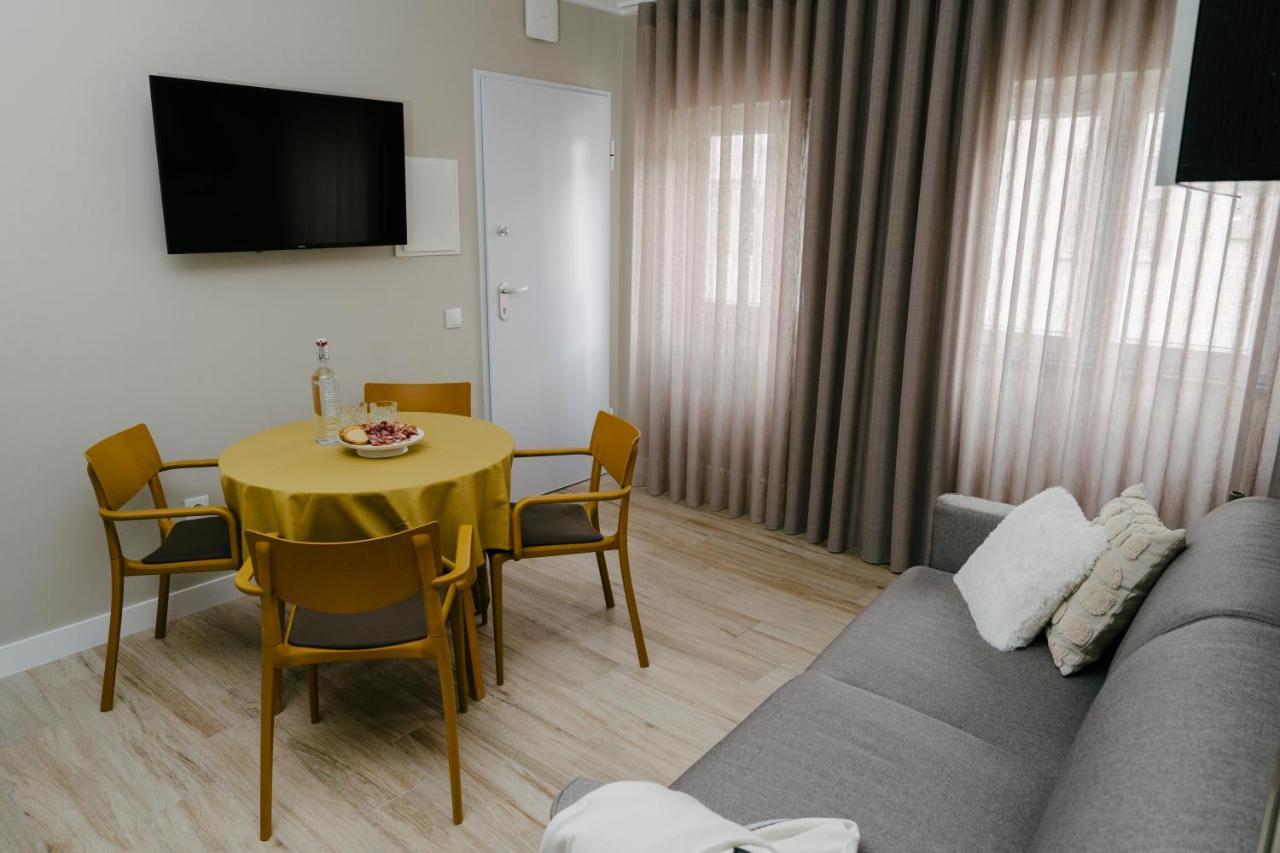 Casa Dos Limos - Apartments フォス・ド・アレーリョ エクステリア 写真